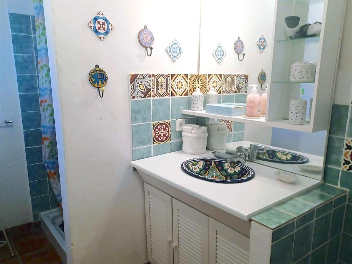 Une Chambre En Provence Correns Екстер'єр фото