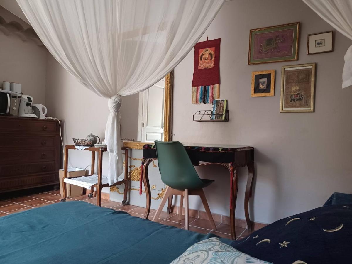 Une Chambre En Provence Correns Екстер'єр фото