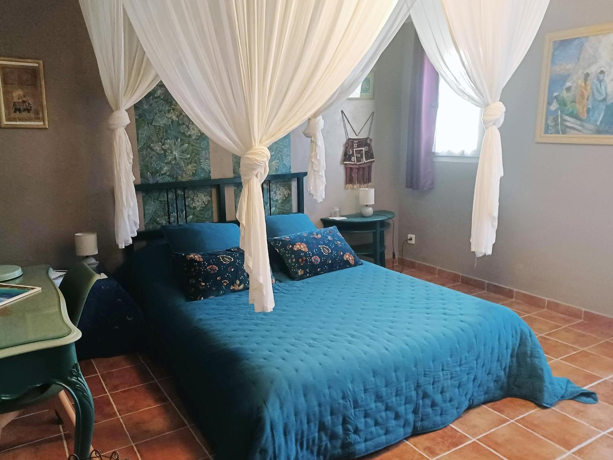 Une Chambre En Provence Correns Екстер'єр фото